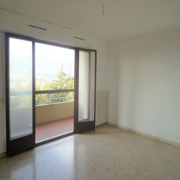 Offres de location Appartement Toulon 83000