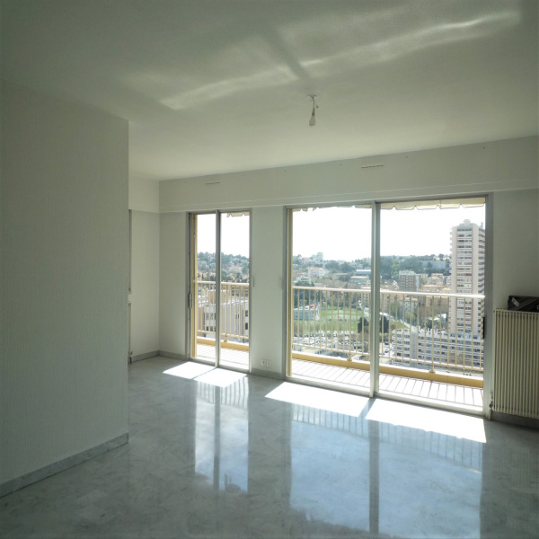 Offres de location Appartement Toulon 83000