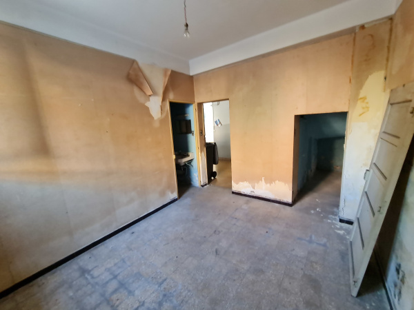 Offres de location Cave Toulon 83000