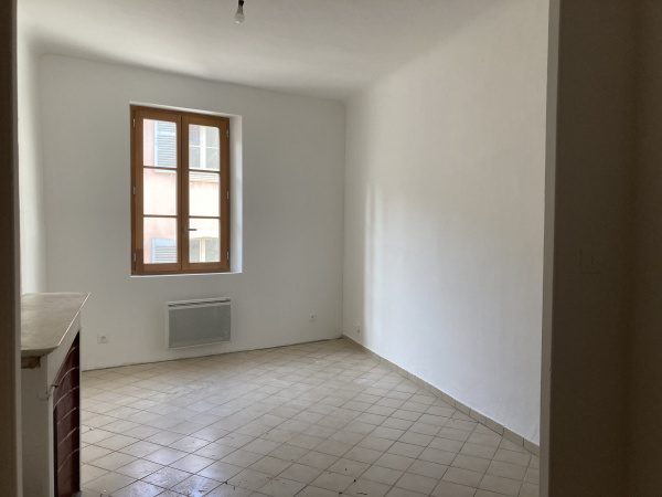 Offres de location Appartement Toulon 83000