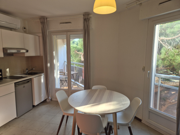 Offres de location Appartement Hyeres plage 83400
