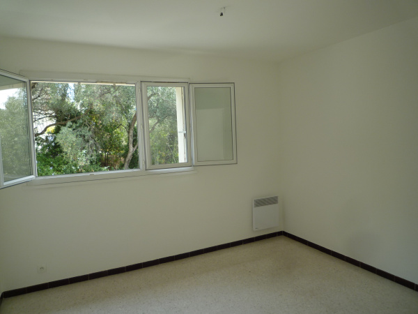 Offres de location Appartement Toulon 83000