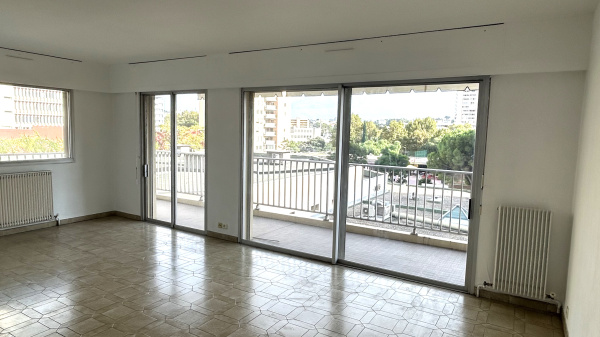 Offres de location Appartement Toulon 83000
