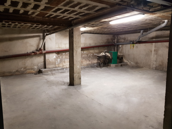 Offres de location Garage Toulon 83200